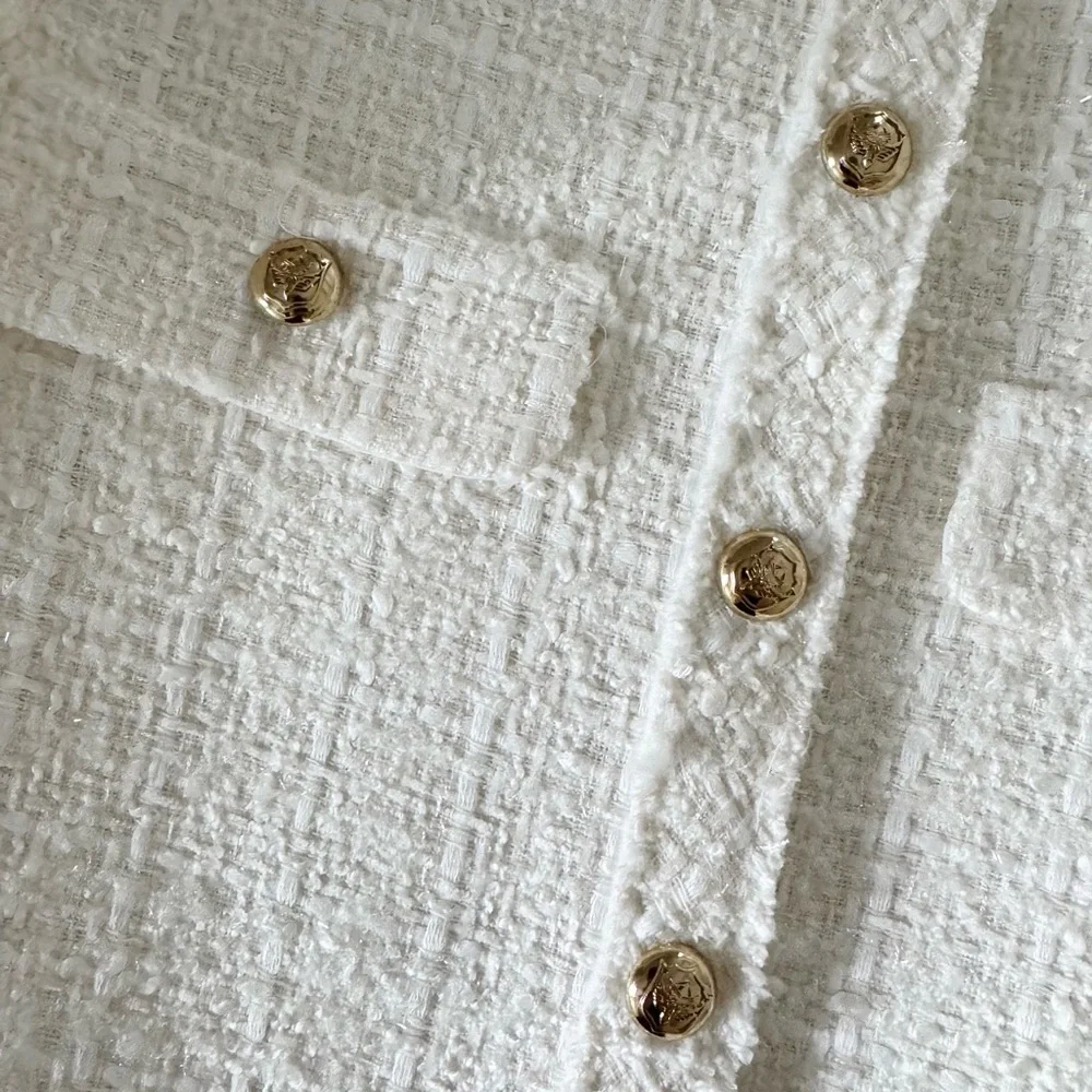 *BRAND NEW* Zara Cream/White Tweed Dress with Gold Buttons XS - Picture 4 of 14